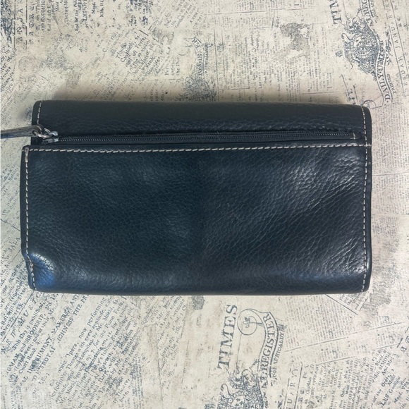 Fossil Trifold Black Leather Wallet with Check Book addition - Picture 3 of 10